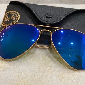 NWOT RAY-BAN Polarized Aviators Sunglasses